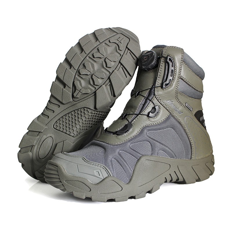 ရော်ဘာအမဲလိုက်ဖိနပ်များကို အမြန်ဖွင့်/ပိတ်ပါ။